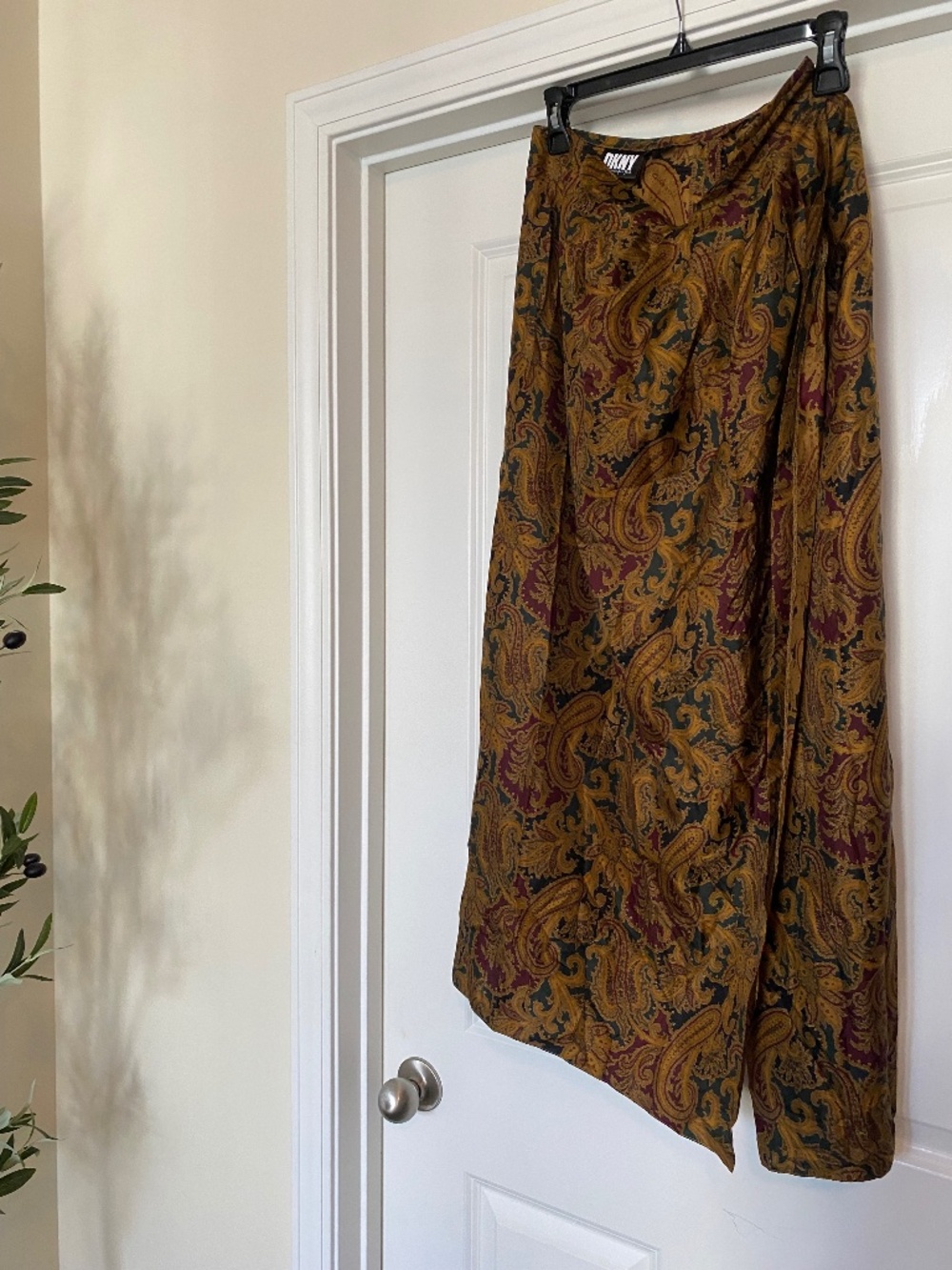 DKNY wrap skirt size 10